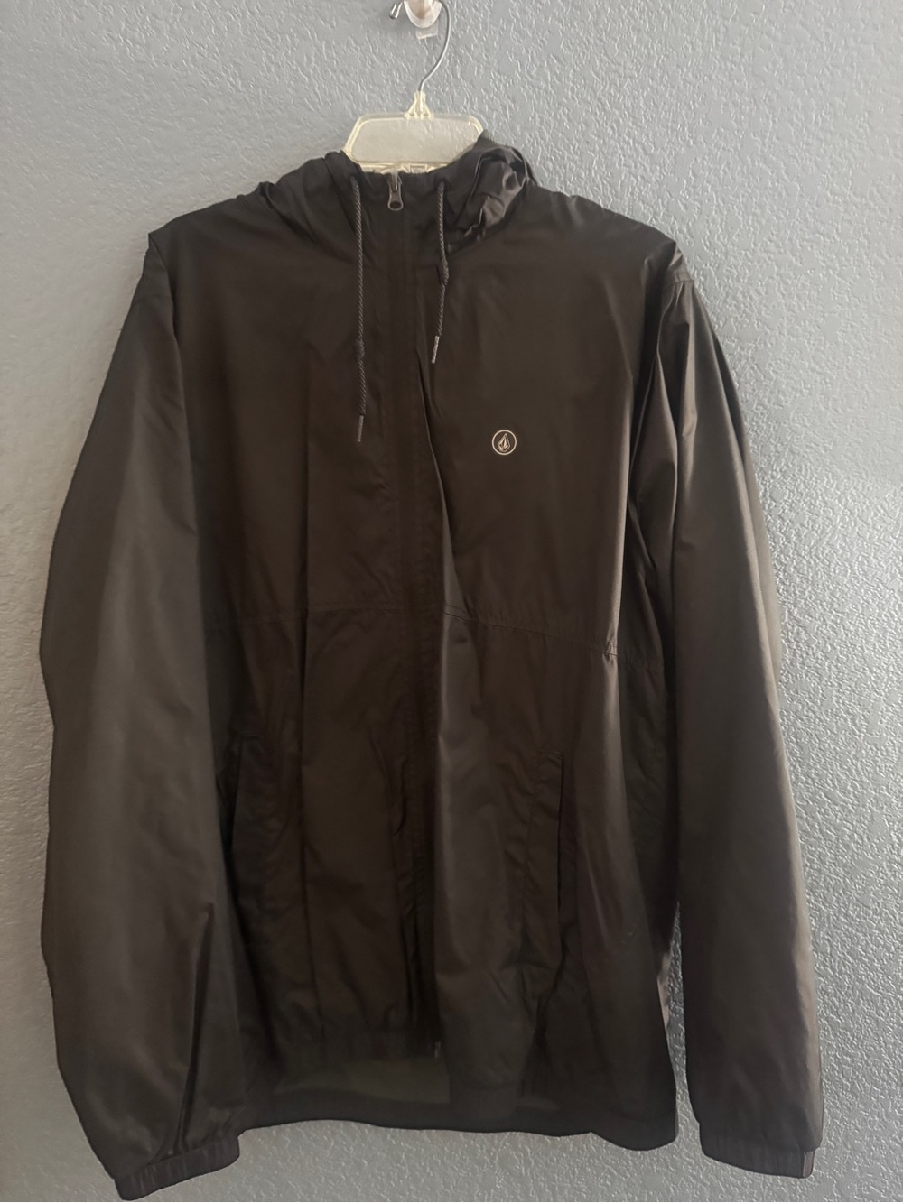 Volcom Men's Black Hooded Windbreaker Jacket